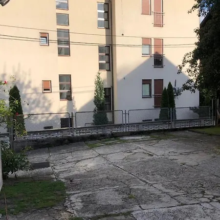 Apartament Pionirska *